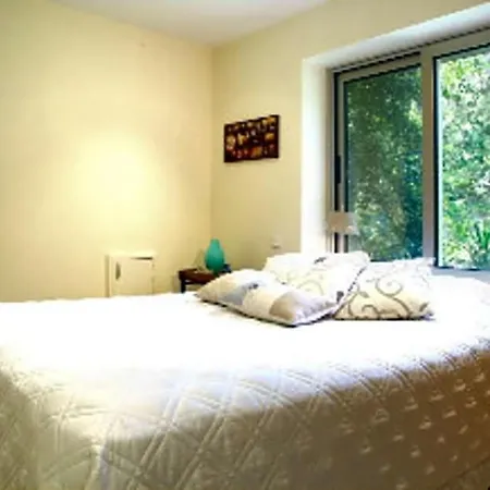 Sleeps 8 Air Con 빌라 *
